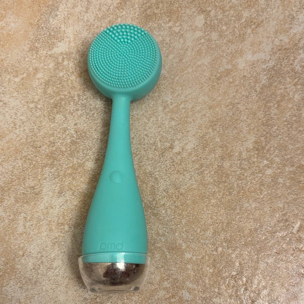 PMD Clean - Smart Facial Cleansing Device